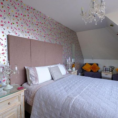 Robertsbrook Guest House สวาเนจ ภายนอก รูปภาพ